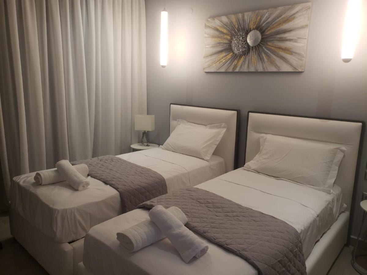 Avithos Blue Villas สโวโรนาตา ภายนอก รูปภาพ